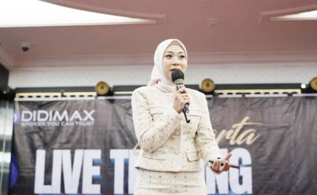 Ms. Cenli Yani Gelar Seminar Edukasi Trading di Jakarta, Kupas Strategi 3 EMA dan Pentingnya Manajemen Risiko