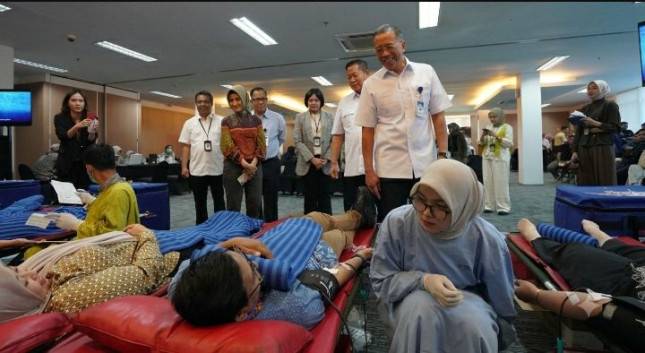 Satu Langkah Darimu, Sejuta Harapan untuknya: Bank Mandiri Lanjutkan Program Donor Darah Berkelanjutan Serentak di 12 Region