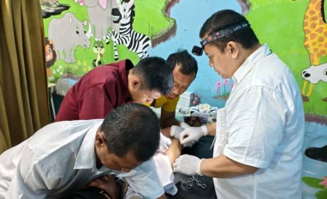 Alumni FK Universitas YARSI Angkatan 1999 Gelar Khitanan Massal Gratis di Bekasi