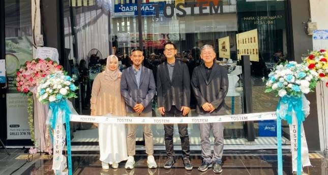 TOSTEM Studio Ciputat Resmi Dibuka, Hadirkan Produk Pintu dan Jendela Berstandar Jepang