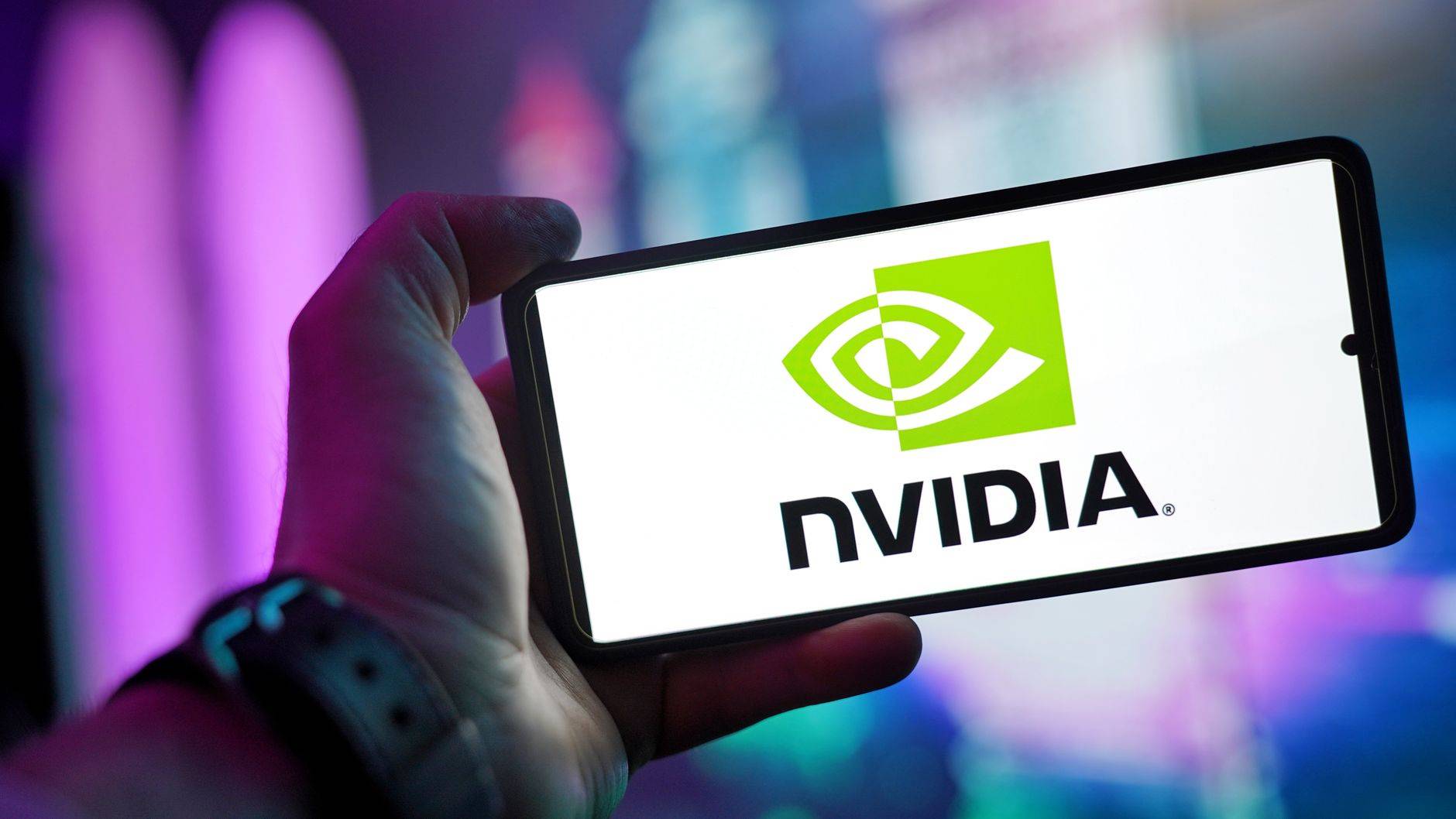 Apple Kembali Kalahkan Nvidia, Rebut Tahta Perusahaan Paling Bernilai di Dunia