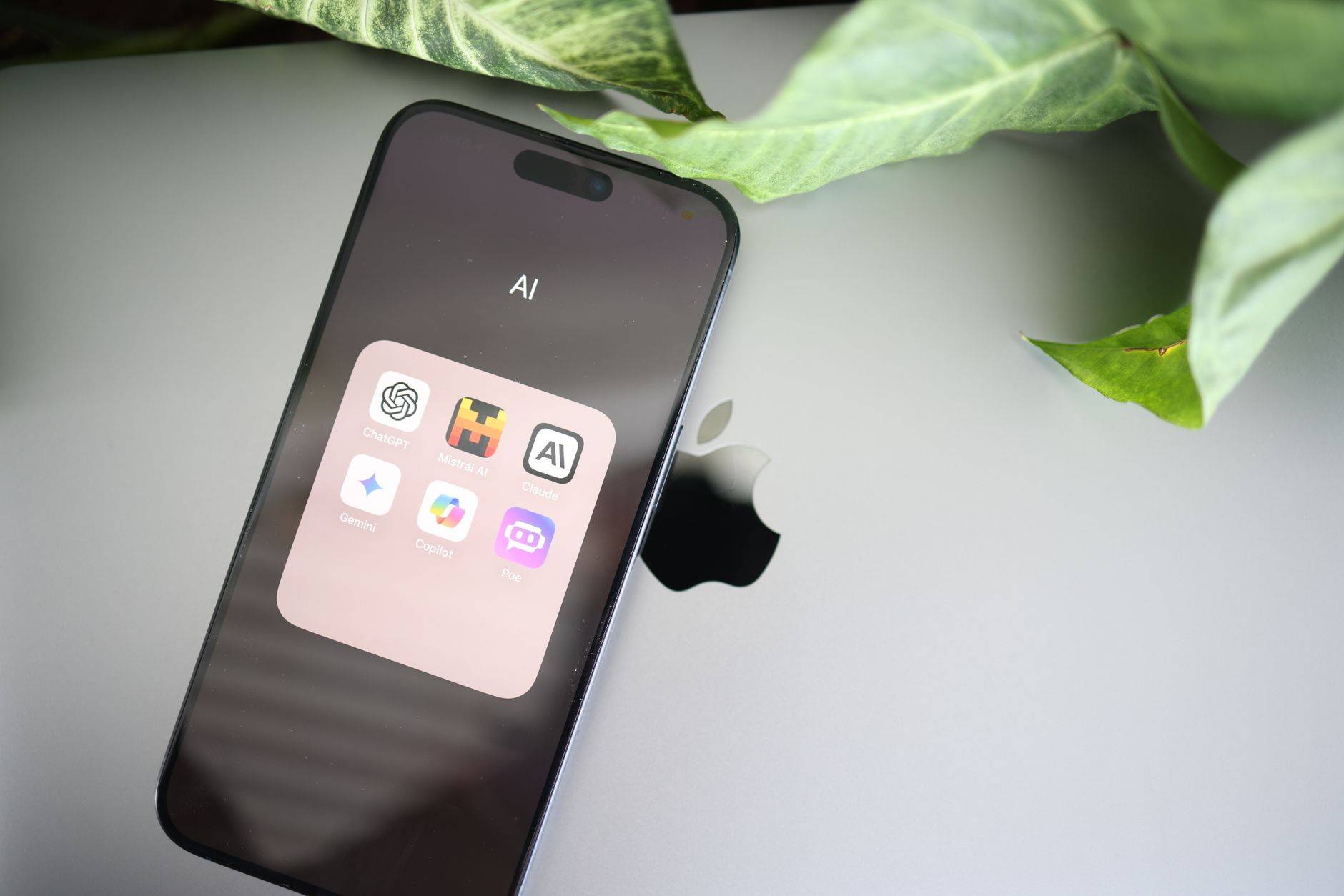 10 Rekomendasi HP dengan AI On-Device Terbaik 2026: Bisa Jalan Tanpa Internet
