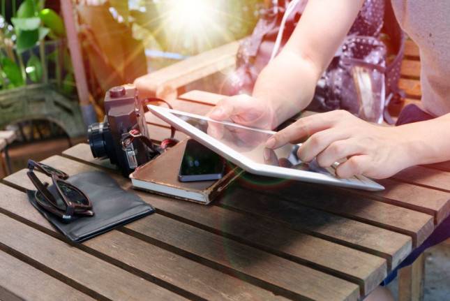 Rekomendasi Tablet Harga Pelajar RAM Dan Baterai Gede