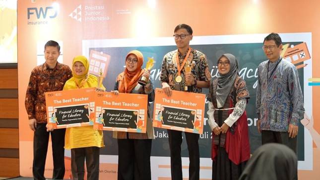 FWD Insurance Perkuat Literasi Keuangan di Sekolah Lewat Pelatihan Guru
