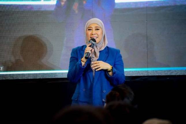 Menteri Meutya Hafid: Imbas YouTuber Promosi Vape Libatkan Anak di Live Streaming, Komdigi Layangkan Surat Teguran ke YouTube