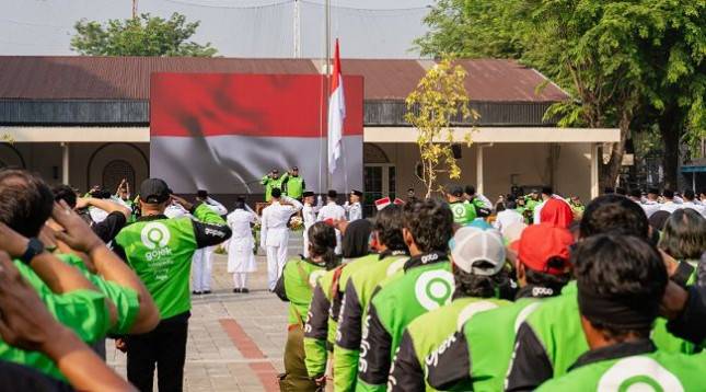 Rayakan HUT ke-81 RI, Gojek Satukan Mitra Driver Lewat Upacara hingga Lomba 17-an