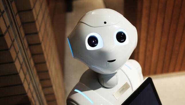 Kontroversi Pencurian Model AI 2026: Anthropic Tuduh DeepSeek, China Blokir Meta