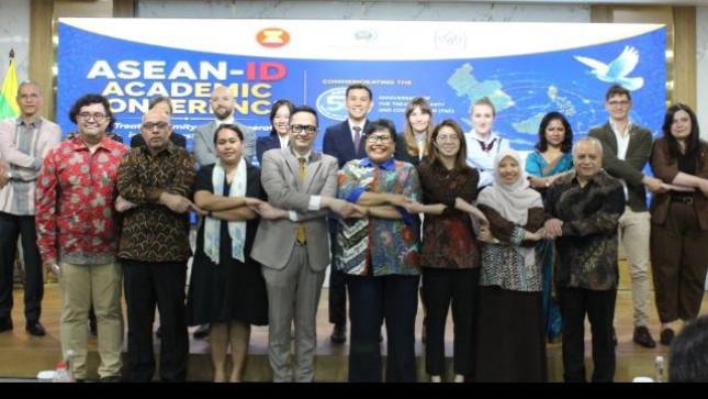 ASEAN-ID Conference di President University: Menakar 50 Tahun TAC Menuju Visi 2045 