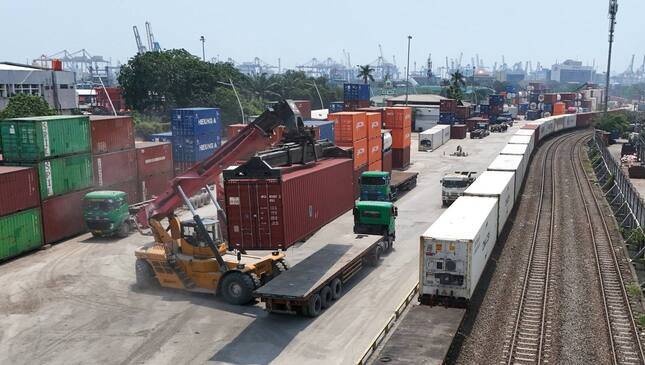 KAI Logistik Kelola 1,9 Juta Ton Barang, Angkutan Peti Kemas Tumbuh Tertinggi