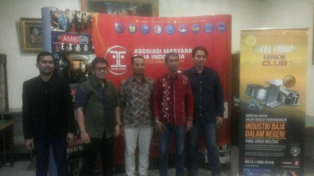 Produsen Jembatan Baja Keluhkan Banjirnya Material Baja Impor dan Jembatan Siap Pasang