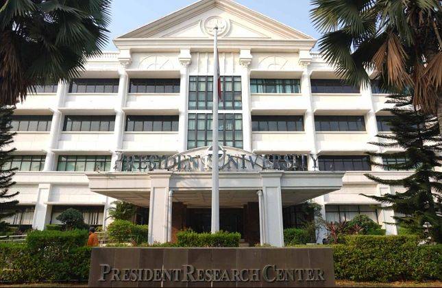 Tak Perlu Tinggalkan Pekerjaan, President University Buka Kuliah S1 Online dengan Standar Internasional