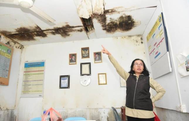 Di Ujung Kepulauan, Pendidikan Tak Pernah Sesederhana Angka