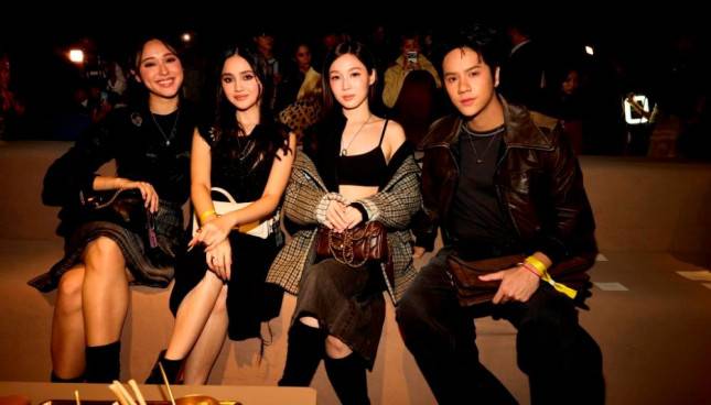 Syifa Hadju dan Yasmin Napper Tampil di Barisan Depan Fashion Show Coach Spring 2027