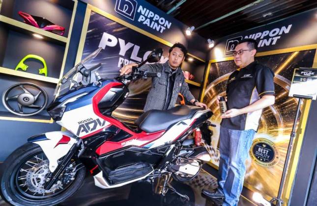 Pylox Premium Resmi Meluncur, Nippon Paint Bawa 77 Pilihan Warna untuk Motor