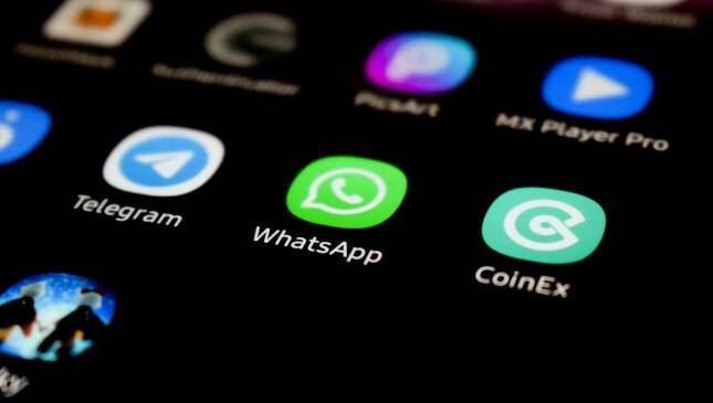 10 Fitur WhatsApp Tersembunyi yang Jarang Diketahui: Chat Lock, Mode Rahasia, dan Tips Lainnya