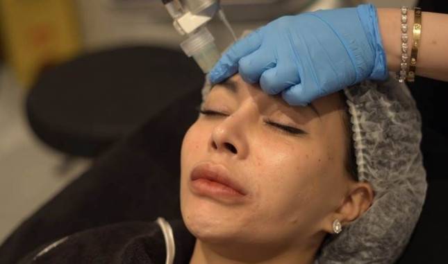 Kulit Glowing Tanpa Downtime, Klinik Youthology Hadirkan PolyPhil Terobosan DNA Ikan Trout