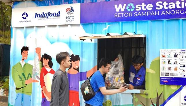 Indofood dan Rekosistem Buka Waste Station di RDTX Place, Targetkan Kumpulkan 30 Ton Sampah per Tahun
