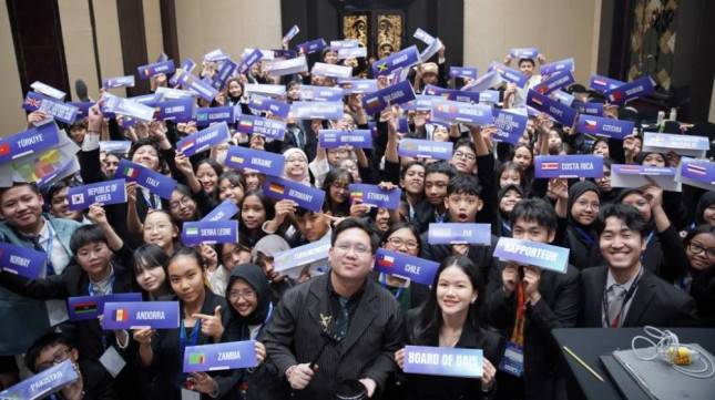 AYIMUN Cibubur Chapter 2026 Diikuti 312 Delegasi, Bahas Kemiskinan hingga AI