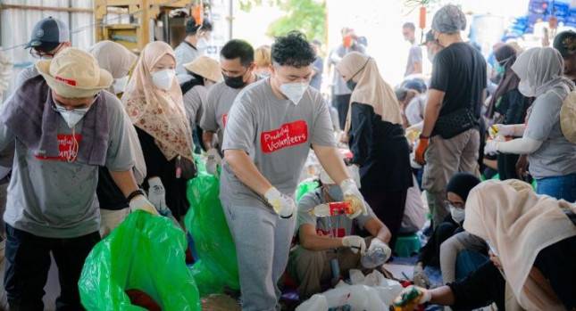 Mandiri Kelola Sampah, Desa Maju Prudential Bogor Jadi Pelopor Sanitasi