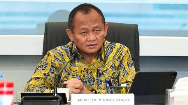 Menperin Sarmuji Bongkar Masalah Sektir IKFT: Mesin Tua hingga Pasokan Gas Industri