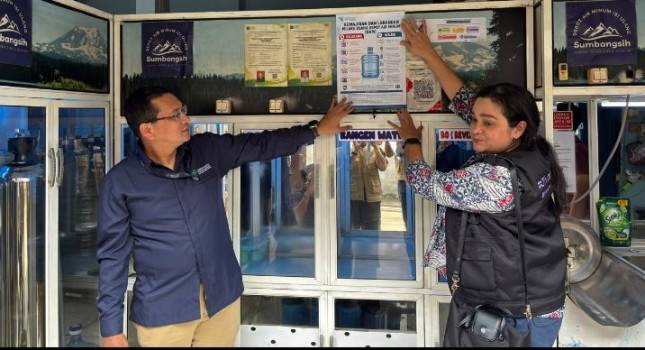 Perkuat Perlindungan Konsumen, Kemendag Pasang Poster Edukasi di DAMIU