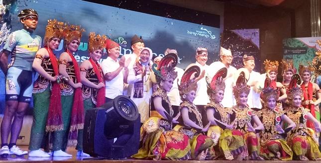 Menpar Tetapkan Banyuwangi Sebagai Kota Festival Terbaik di Indonesia