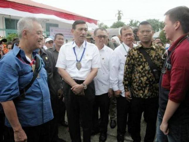Artha Graha Peduli Bersama PWI Gelar Bakti Sosial di Mentawai