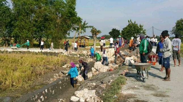Tingkatkan Jumlah Peredaran Uang, Kementerian PUPR Laksanakan Program PKT di Kabupaten Tuban