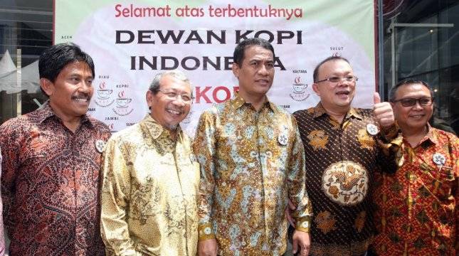 Dekopi Sambut Tawaran Mentan Bantu Petani Kopi
