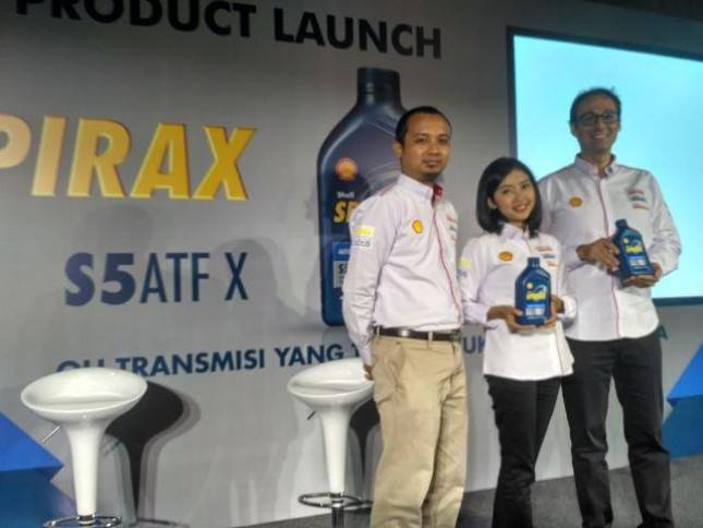 Jaring Pasar Matik, Shell Luncurkan Pelumas Transmisi Mobil Otomatis