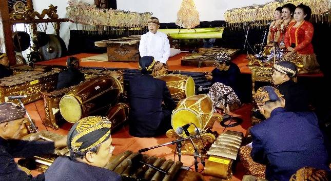 Untuk Bisa Bertahan Wayang Juga Harus Beradaptasi Ke Dunia Digital