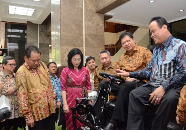 Menperin Pastikan Mobil Pedesaan Tidak Akan Kena Pajak Barang Mewah
