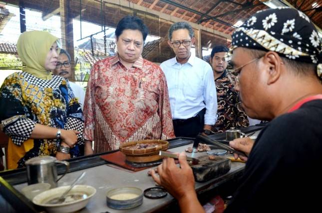 Andalkan Buatan Tangan, Industri Kerajinan Perak Indonesia Mampu Berdaya Saing di Pasar Internasional