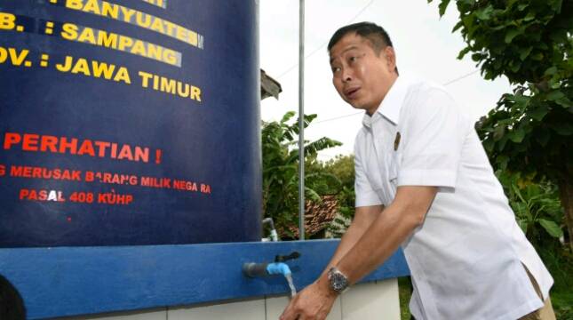 Kunjungi Madura, Menteri Jonan Berpesan Masyarakat Jaga Sumur Bor Dengan Baik