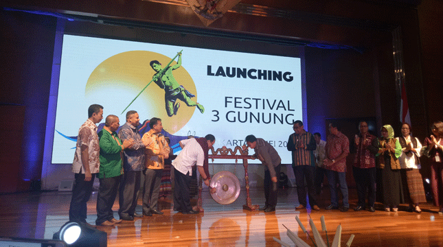 Menyaksikan Keindahan Alam Melalui Festival 3 Gunung Kabupaten Lembata