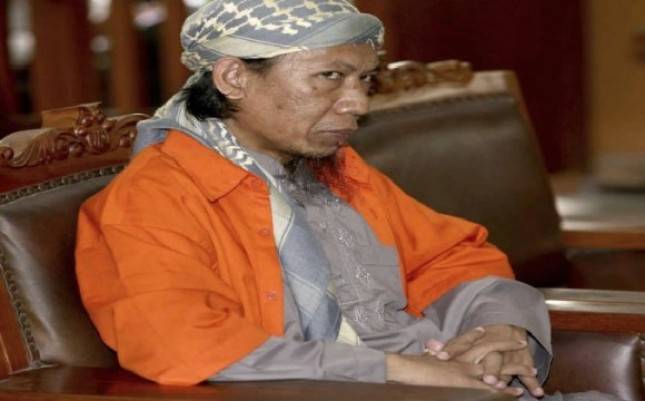 JPU Tuntut Hukuman Mati  Aman Abdurrahman. Terdakwa Bom Thamrin 