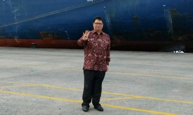 Menperin Airlangga Dorong Sektor Industri Tetap Berproduksi