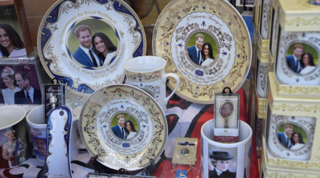 Souvenir Pernikahan Pangeran Harry-Megan Ludes Terjual di Inggris