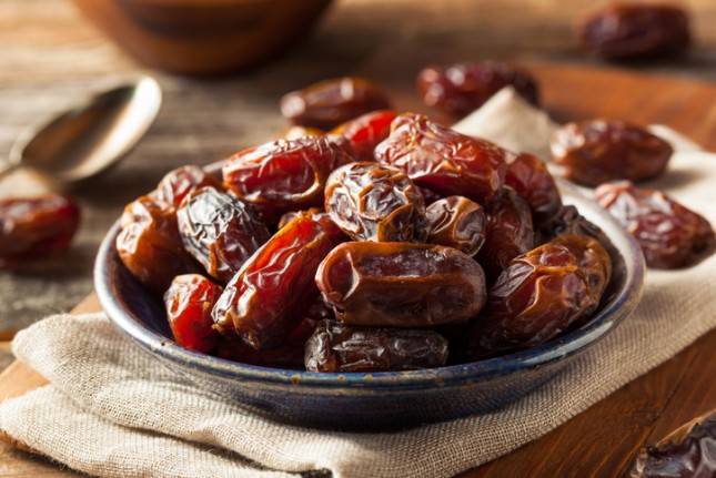 Berburu Kurma, Buah yang Laris Saat Ramadhan
