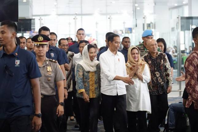 Menteri Rini Puji Kemegahan Terminal Baru Bandara Internasional Ahmad Yani Semarang