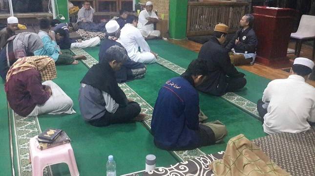 Tinggalkan Urusan Pekerjaan di Akhir Ramadhan, Itikaf Wahana Dekatkan Diri Kepada Allah Swt
