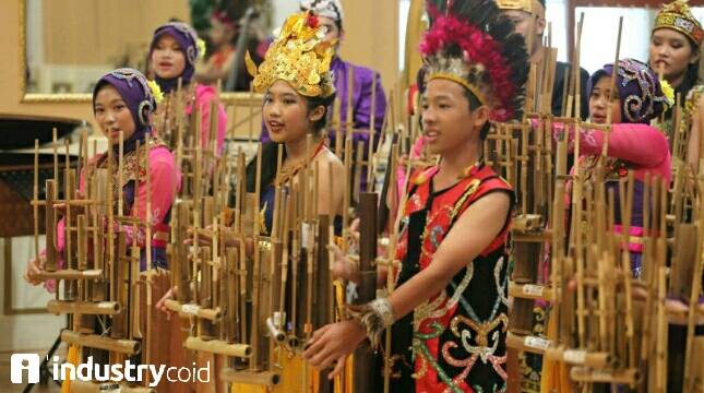 Penampilan Angklung Yang Dikirim Pupuk Indonesia Pukau Masyarakat Jepang