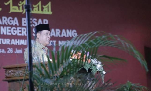 Hadiri Halalbihalal Keluarga Besar Unnes, Menteri Nasir Sebut Cinta Tanah Air Bagian dari Iman