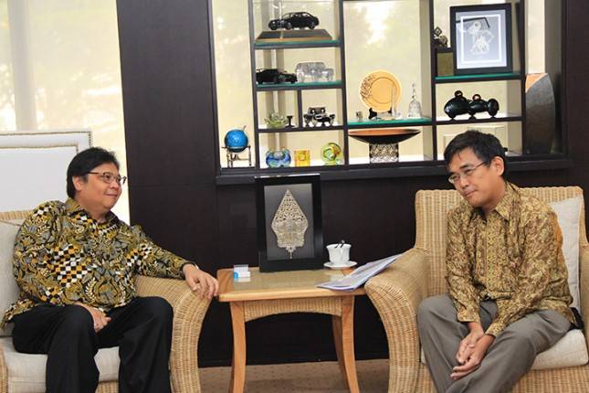 Menperin-Bos JETRO Bahas Peluang Investasi Hingga Implementasi Industri 4.0 di Kantor Kemenperin