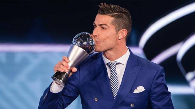 Cristiano Ronaldo Bebas dari Dakwaan Pemerkosaan