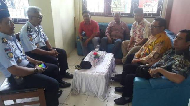 Hari Kedua, TPF Sambangi Lapas dan Kajari Kotabaru
