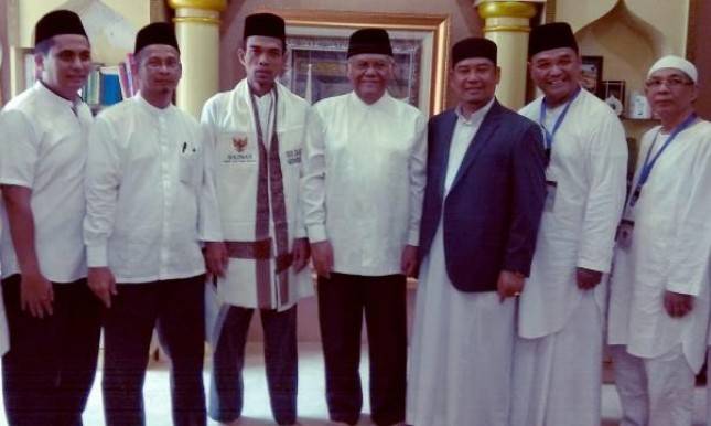 BAZNAS Angkat Ustaz Abdul Somad Jadi Duta Zakat Indonesia