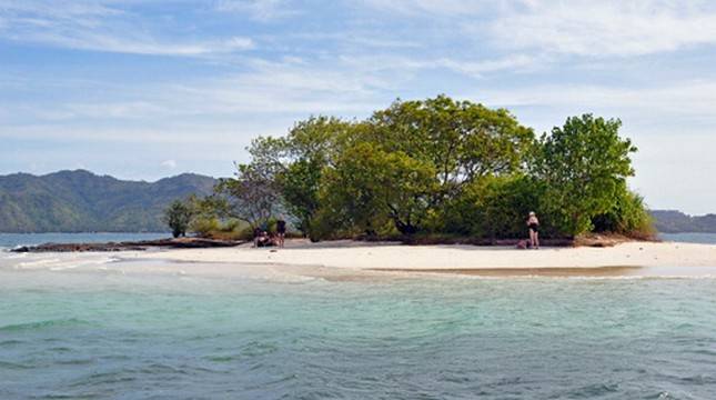 Heboh,  Pulau di Lombok Dijual via Situs Online