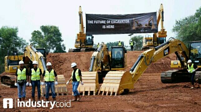 Trakindo Luncurkan Eksavator Hidrolik Dukung  Pembangunan Infrastruktur