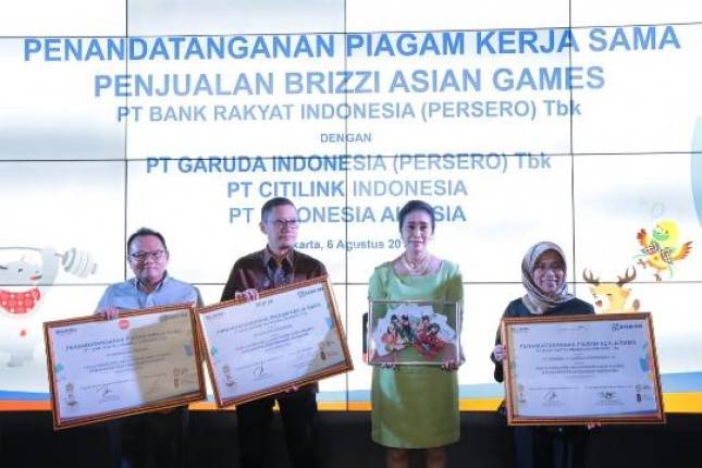 Gandeng Garuda, Citilink dan Indonesia AirAsia, BRI Pasarkan BRIZZI di Angkasa